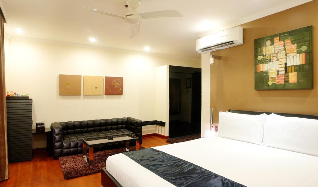Queens Hotel Angeles City Zimmer foto